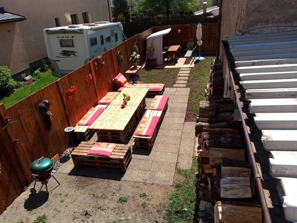 chalupa Hora Svateho Sebestiana Bagian luar foto